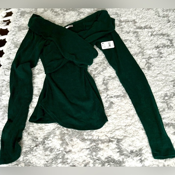 ‼️RARE‼️🎸FREE PEOPLE🎸🔥NWT🔥MARLEY GREEN STRETCH-KNIT TOP—S - Picture 4 of 11